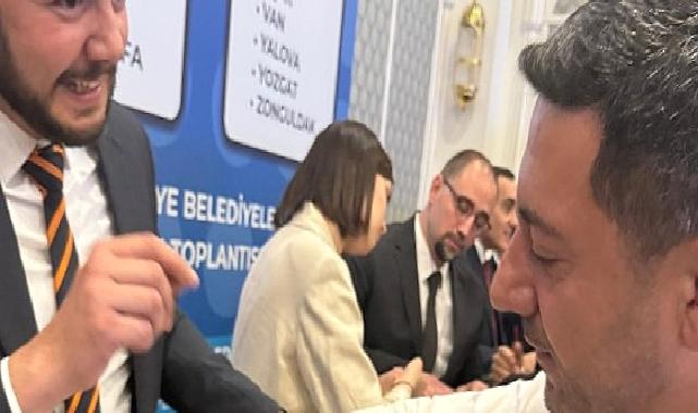 Nevşehir Belediye Başkanı Rasim Arı, Ankara’da düzenlenen Türkiye Belediyeler Birliği (TBB) Meclis Toplantısı’na katıldı
