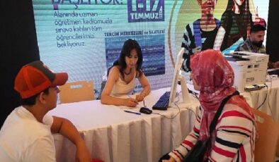 Beylikdüzü Belediyesi’nin ‘LGS Tercih Günleri’ devam ediyor