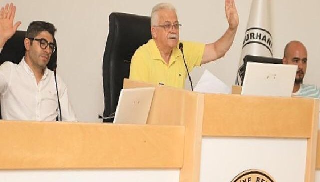 Burhaniye’de yerel seçimlerin yapılmasının ardından ilk 3 ay içerisinde işlerlik kazanması gereken Kent Konseyi Genel Kurulu yapıldı