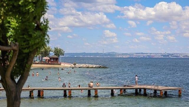 Mavi Bayraklı plajda denize girme keyfini kaçırmayın